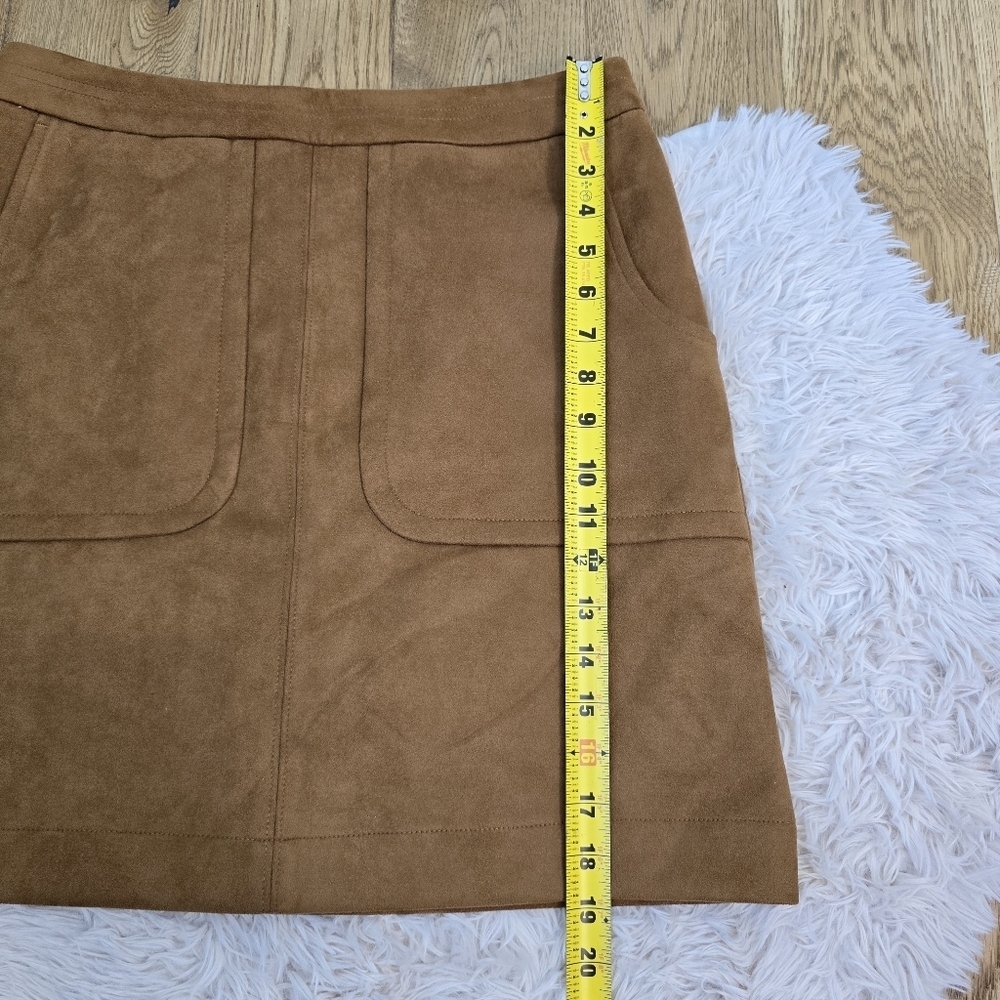 NWT Loft Tan Soft Shell Faux Suede Skirt Size 8 - Picture 3 of 8